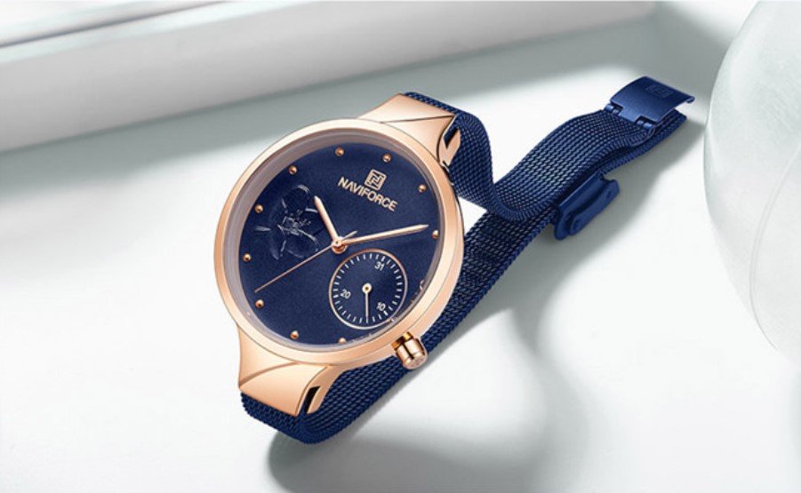 Brand New Ladies Luxury Watch with Quartz Movement