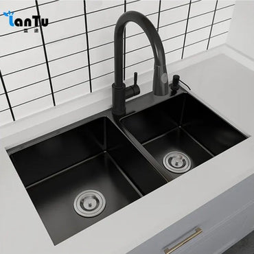 Stainless Steel Kitchen Sink With Strainer and Soap Dispenser