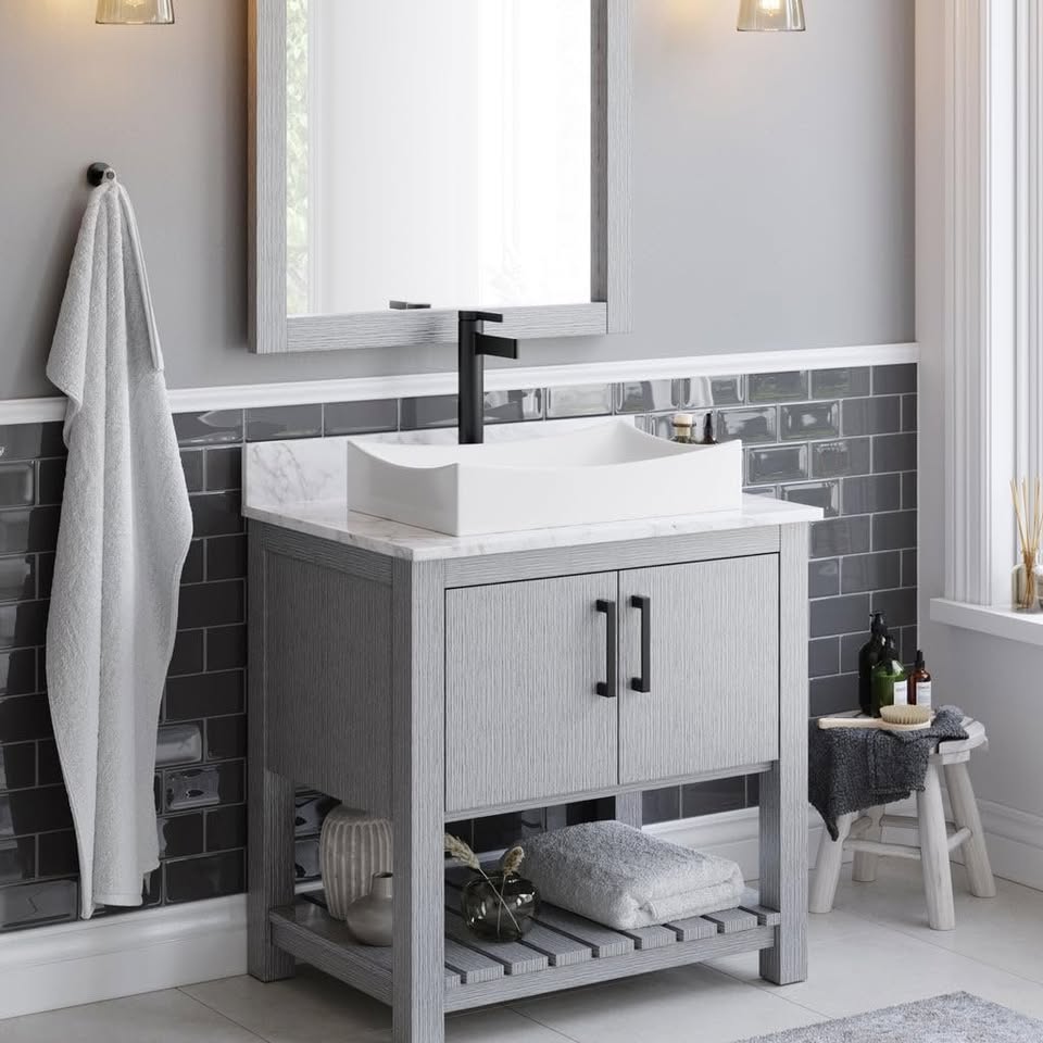 Contemporary Basin Mixer Tap Deck Mounted Brass For Bathroom